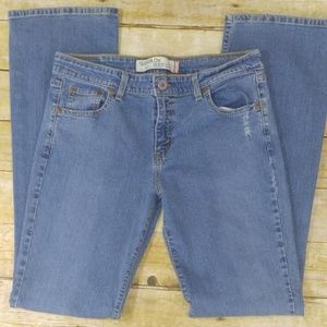 Levi 518 Super Low Bootcut Size 11 x 34
